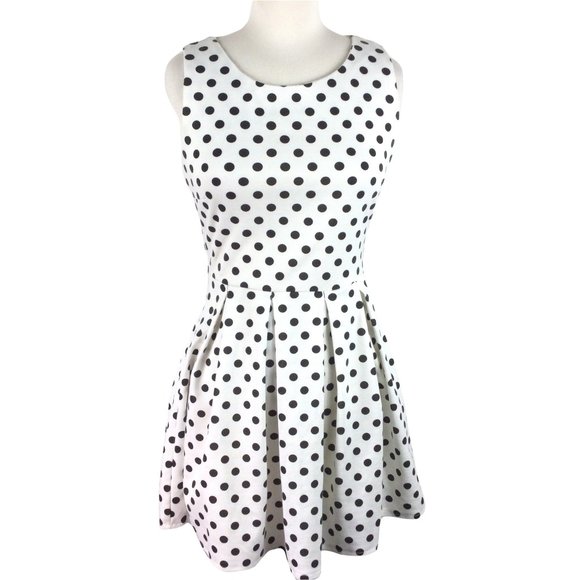 Sans Souci Dresses & Skirts - San Souci White w/Black Polka Dots Mini Dress, Med